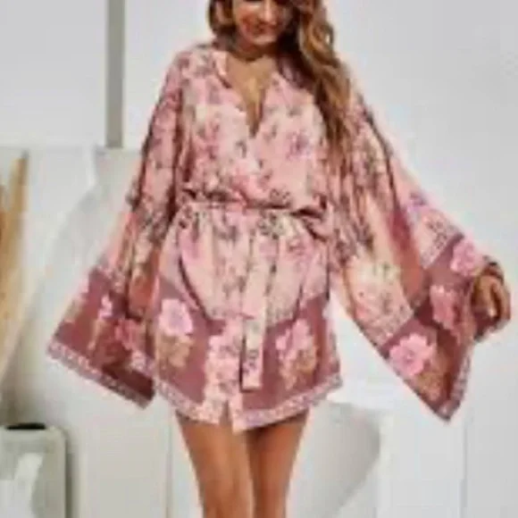 Bohemian Dahlia Floral Print Kimono Mini Dress - Picture 8 of 12